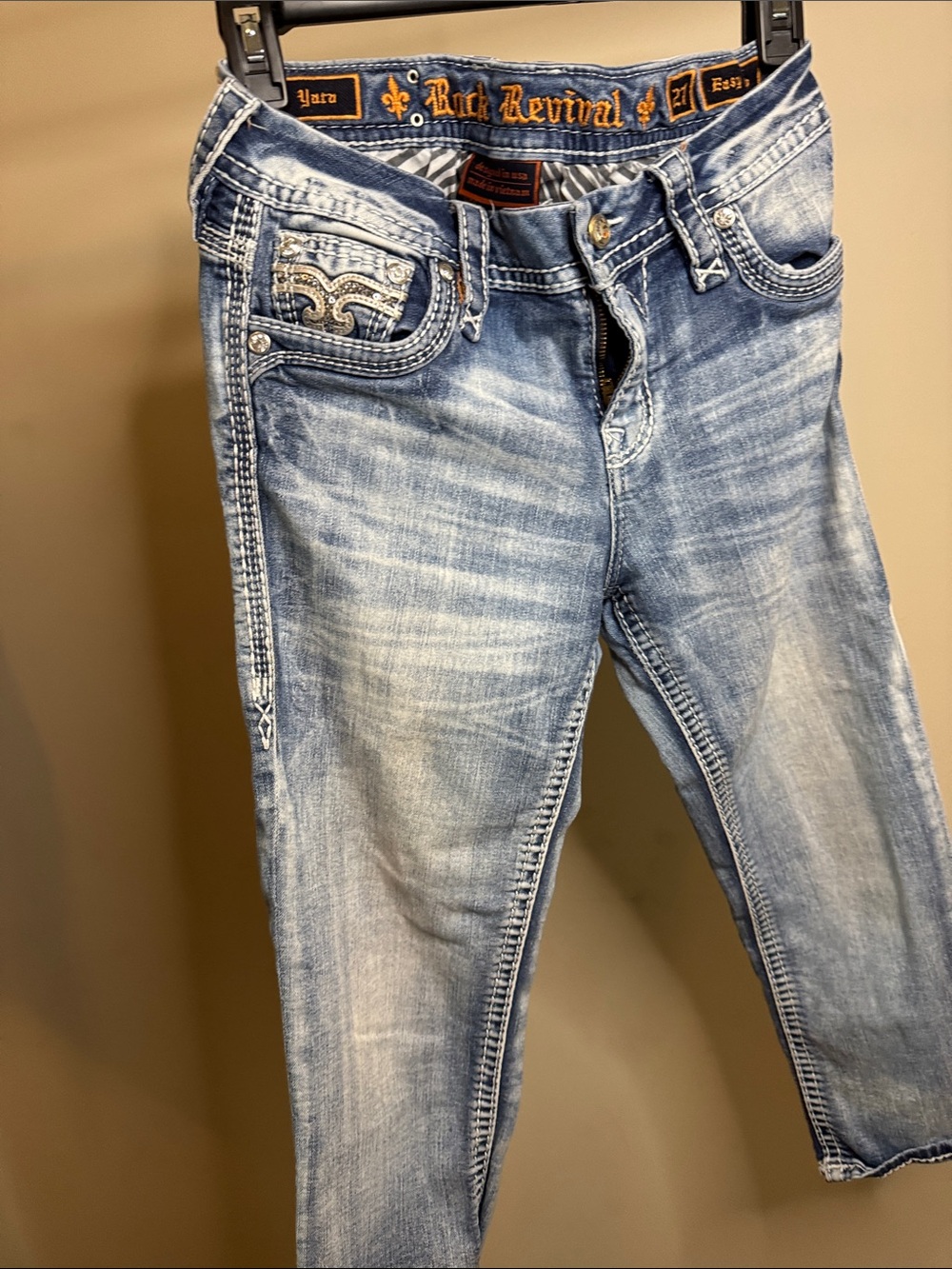 Rock Revival Light Blue Washed Cropped Jeans with Embroidered Pockets